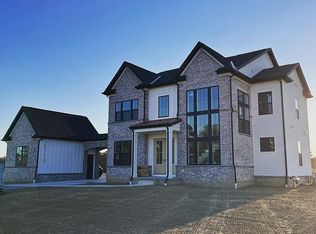 6119 Plantation Rd, Sunbury, OH 43074