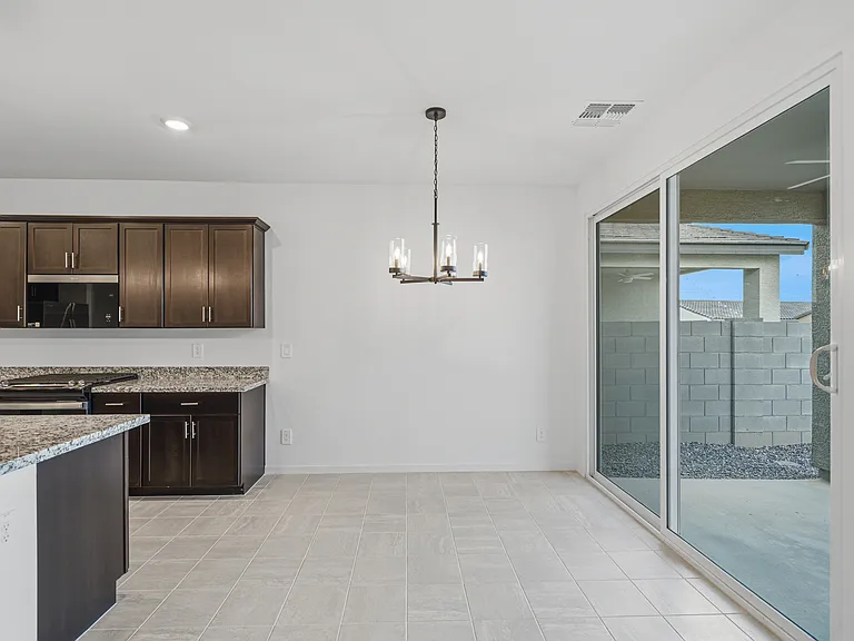 2520 E Grenache Rd — Photo 27