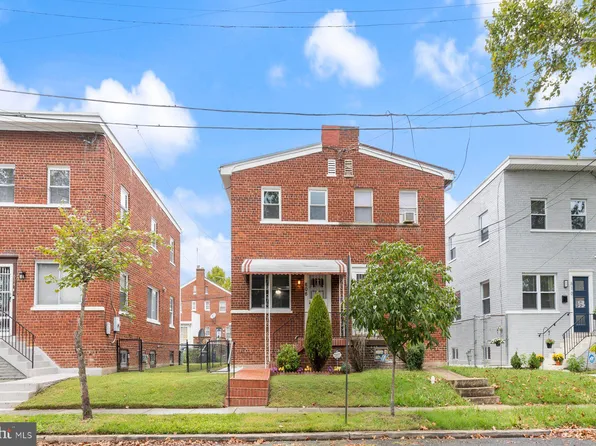 606 Galveston Pl SE, Washington, DC 20032