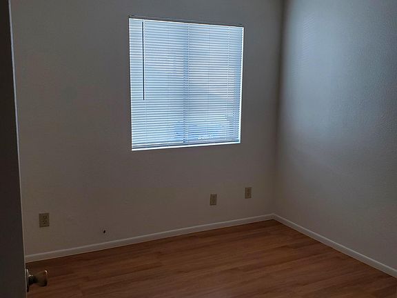 2nd image of 4413 E Briarwood Ter