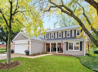 2653 Longview Dr, Lisle, IL 60532