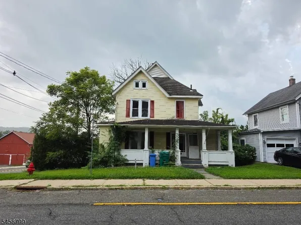 62 Hamburg Ave, Sussex Boro, NJ 07461