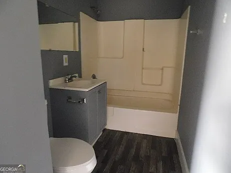 101 S Zetterower Ave #E — Photo 6