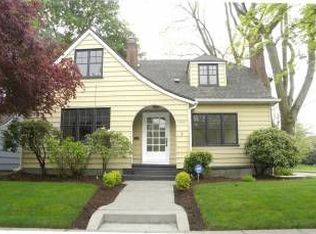 1906 NE Ridgewood Dr UNIT A, Portland, OR 97212