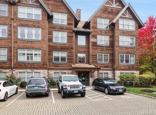 16 Hayestown Rd #A204, Danbury, CT 06811