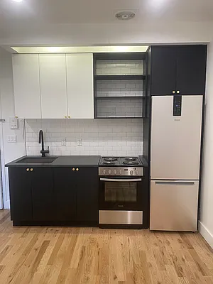 Rented by Aron Fried, LREB | media 14