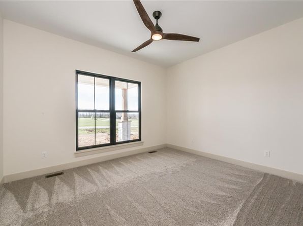 2346 N Rock Church Rd, Troy, MO 63379