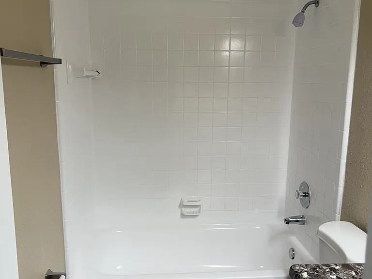 Sorrento Apartments — Photo 8