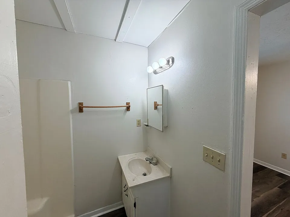 1706 Azalea Dr #637-D