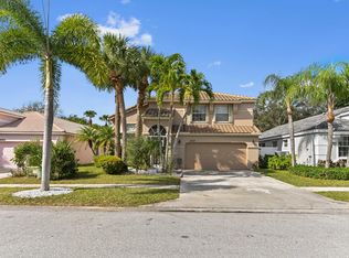 6737 Ashburn Rd, Lake Worth, FL 33467
