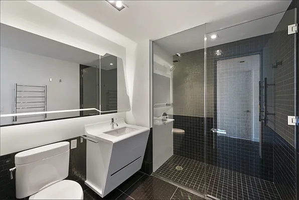 Rented by BLU Real Estate | media 28