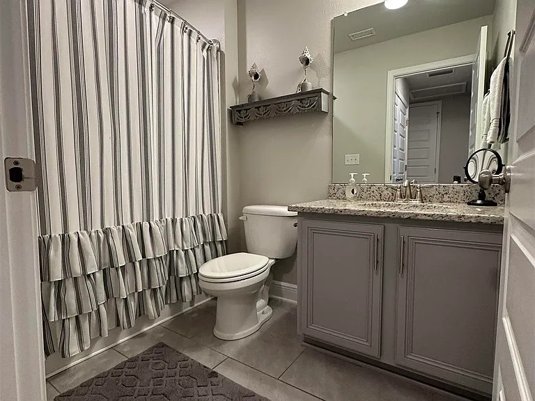 1210 W Government St — Photo 28