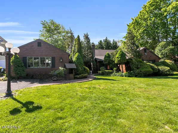37 Swartzel Drive, Middletown, NJ 07748