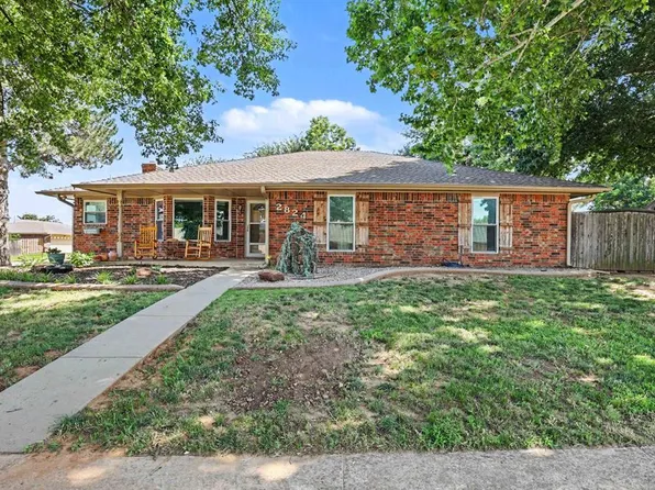 2824 Smiling Hill Blvd, Edmond, OK 73013