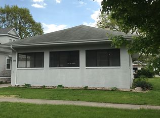 113 E Maple St, Fairbury, IL 61739