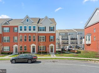 7965 Blue Stream Dr, Elkridge, MD 21075