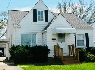 3911 Woodway Rd, Parma, OH 44134