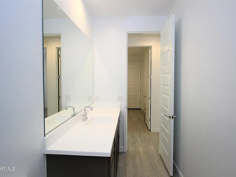 9241 W Roma Ave — Photo 9