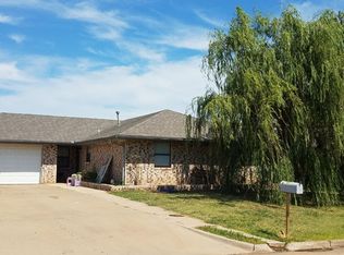 1326 Smith Rd, Duncan, OK 73533