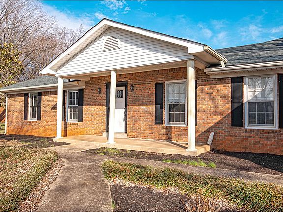 4th image of 674 Girkin Rd