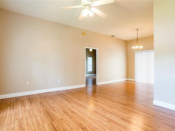 3rd image of 5785 Tanasi Ct