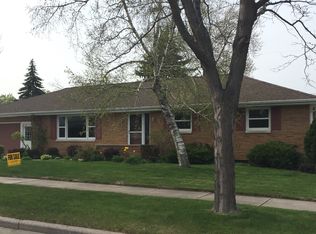 1718 E Frances St, Appleton, WI 54911