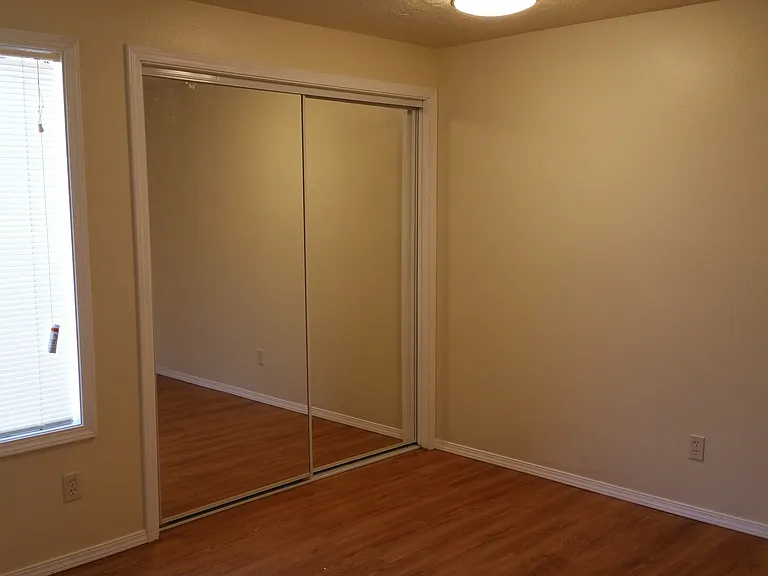 3617 Silverstone Dr NE — Photo 15