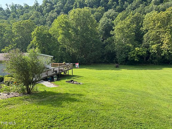 3rd image of 5284 Manville Rd