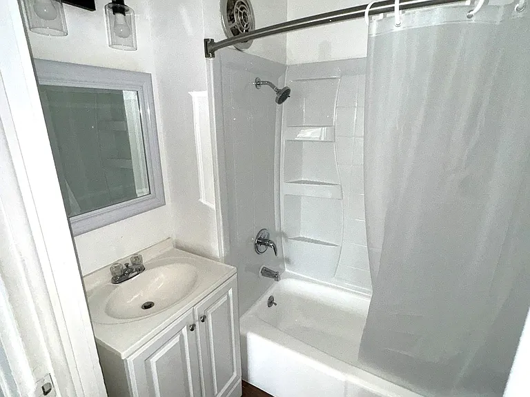 5th Street Lofts — Photo 13
