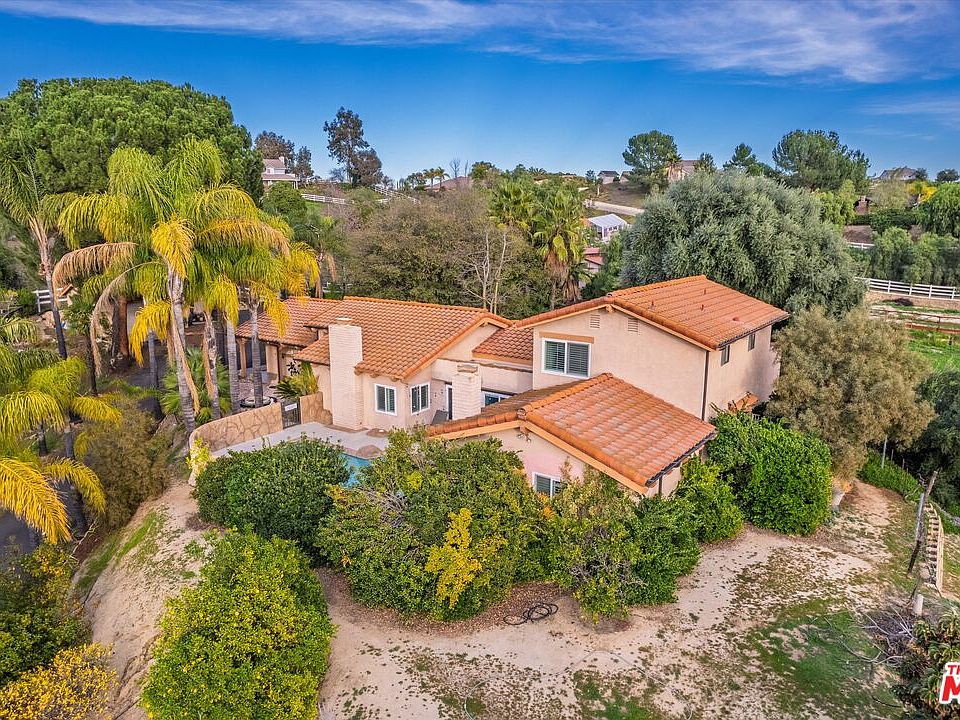 1st image of 39700 Avenida Arizona Rd