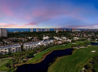 7671 Pebble Creek Cir APT 302, Naples, FL 34108