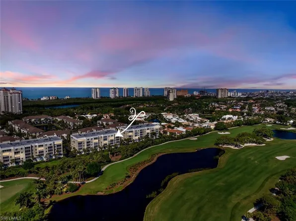 7671 Pebble Creek CIR #302, NAPLES, FL 34108