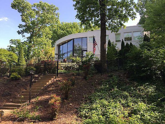 View from Riverside Drive 