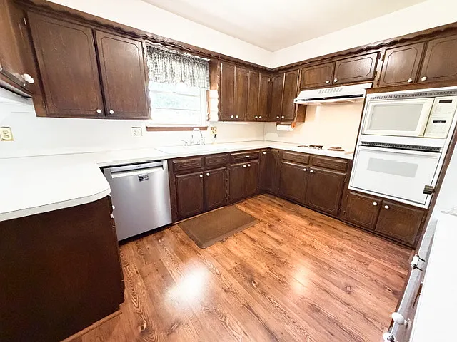 809 Owens Ave — Photo 2