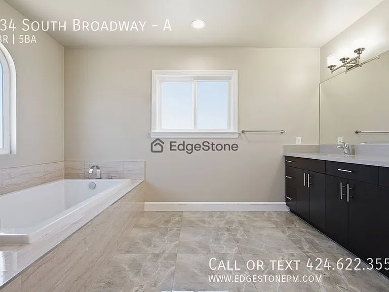 134 S Broadway #A — Photo 17