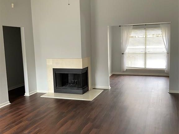 5th image of 2311 Pine Cone Dr