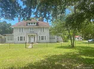 1251 S Highland St, Mount Dora, FL 32757