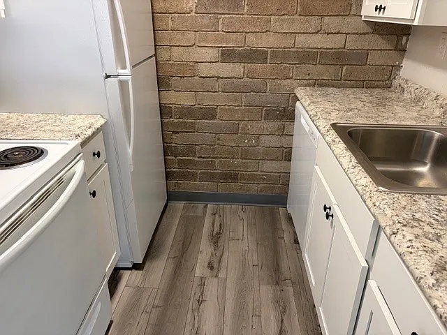 1 bed, 500 sqft, $825 — Photo 3