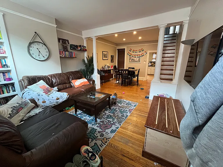 2620 Folsom St — Photo 2