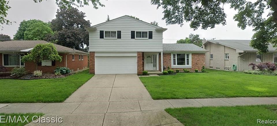 1st image of 35945 Scone St