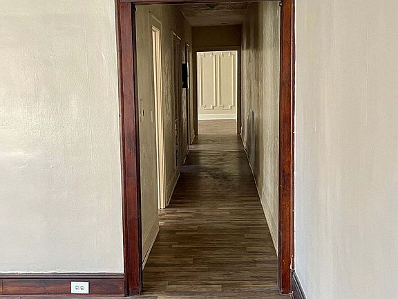3rd image of 11871 Lake Ave APT 3