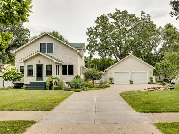 250 Norfolk Ave NW, Elk River, MN 55330