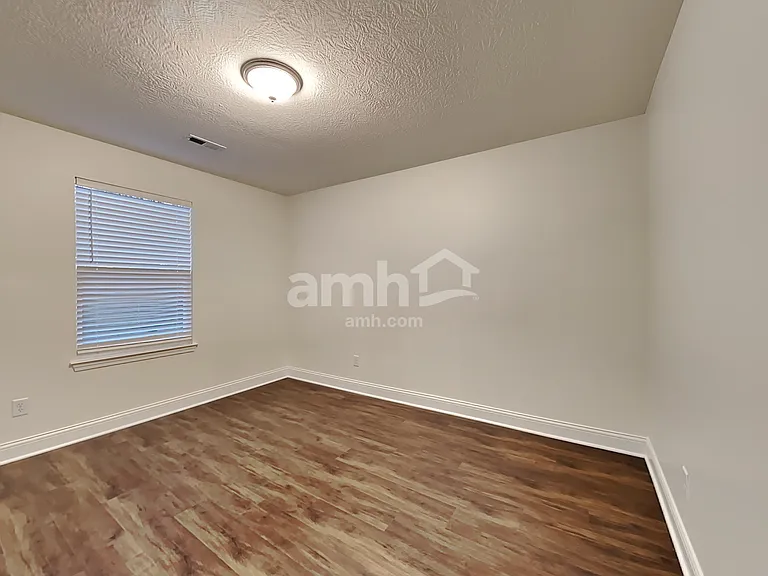 8124 Rapala Ln NW — Photo 15