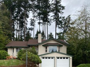 220 SW Judson Dr, Oak Harbor, WA 98277