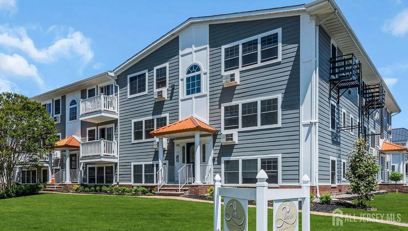 1 bed, 1.0 bath, 442 sqft, $5,000 — Photo 1