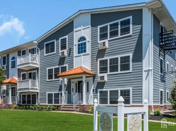 311 4th Ave APT 101, Asbury Park, NJ 07712