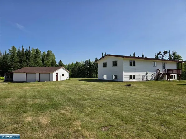 10654 Town Line Rd, Hibbing, MN 55746
