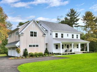 92 Conrad Rd, New Canaan, CT 06840