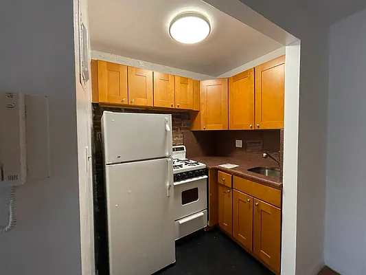 Rented by JM Preston Properties LLC | media 10
