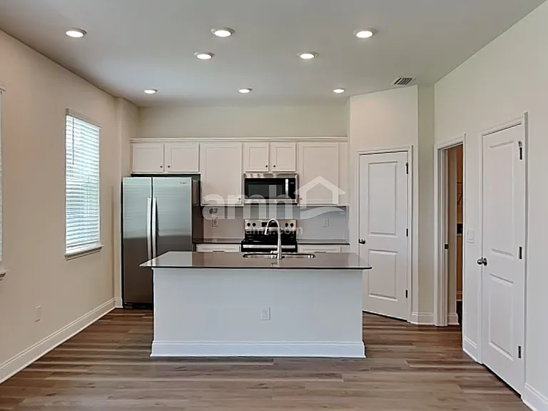 2689 Sunrise Landing Loop — Photo 3